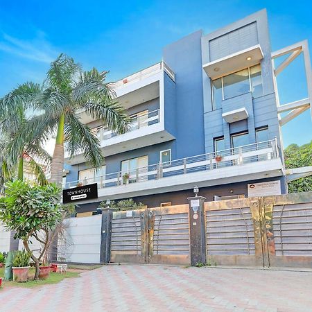 Hotel Townhouse Sector 49 Sohna Road Gurgaon Esterno foto