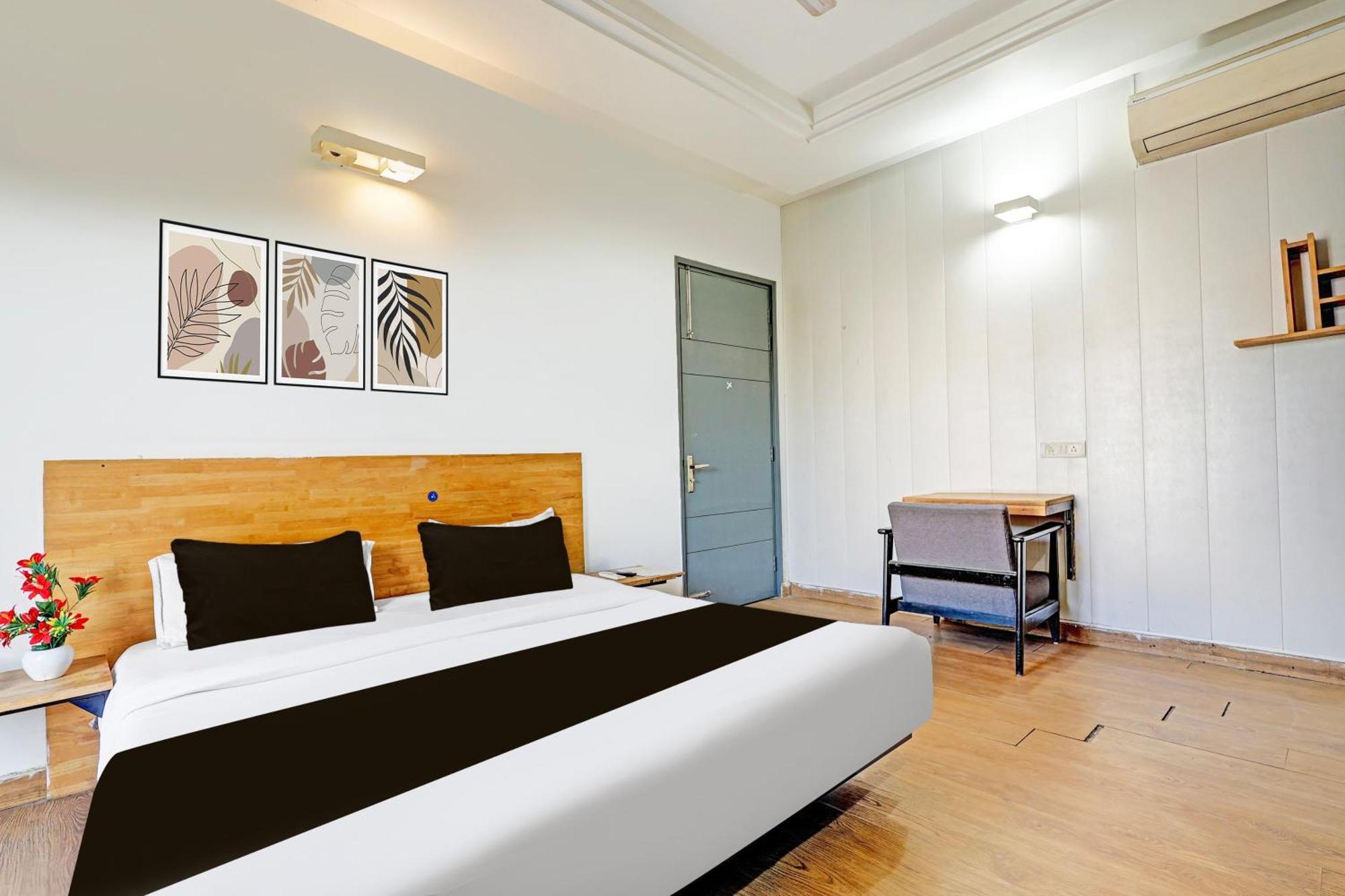 Hotel Townhouse Sector 49 Sohna Road Gurgaon Esterno foto
