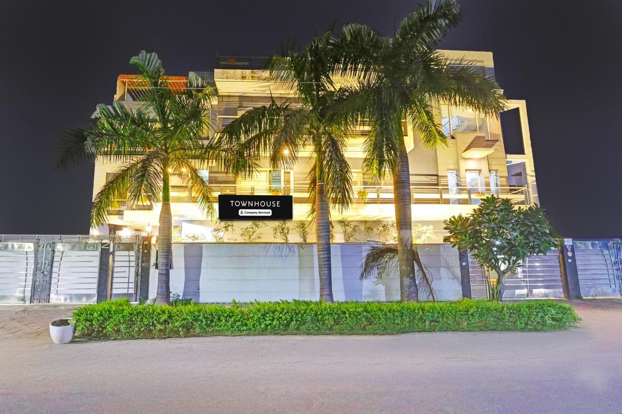 Hotel Townhouse Sector 49 Sohna Road Gurgaon Esterno foto